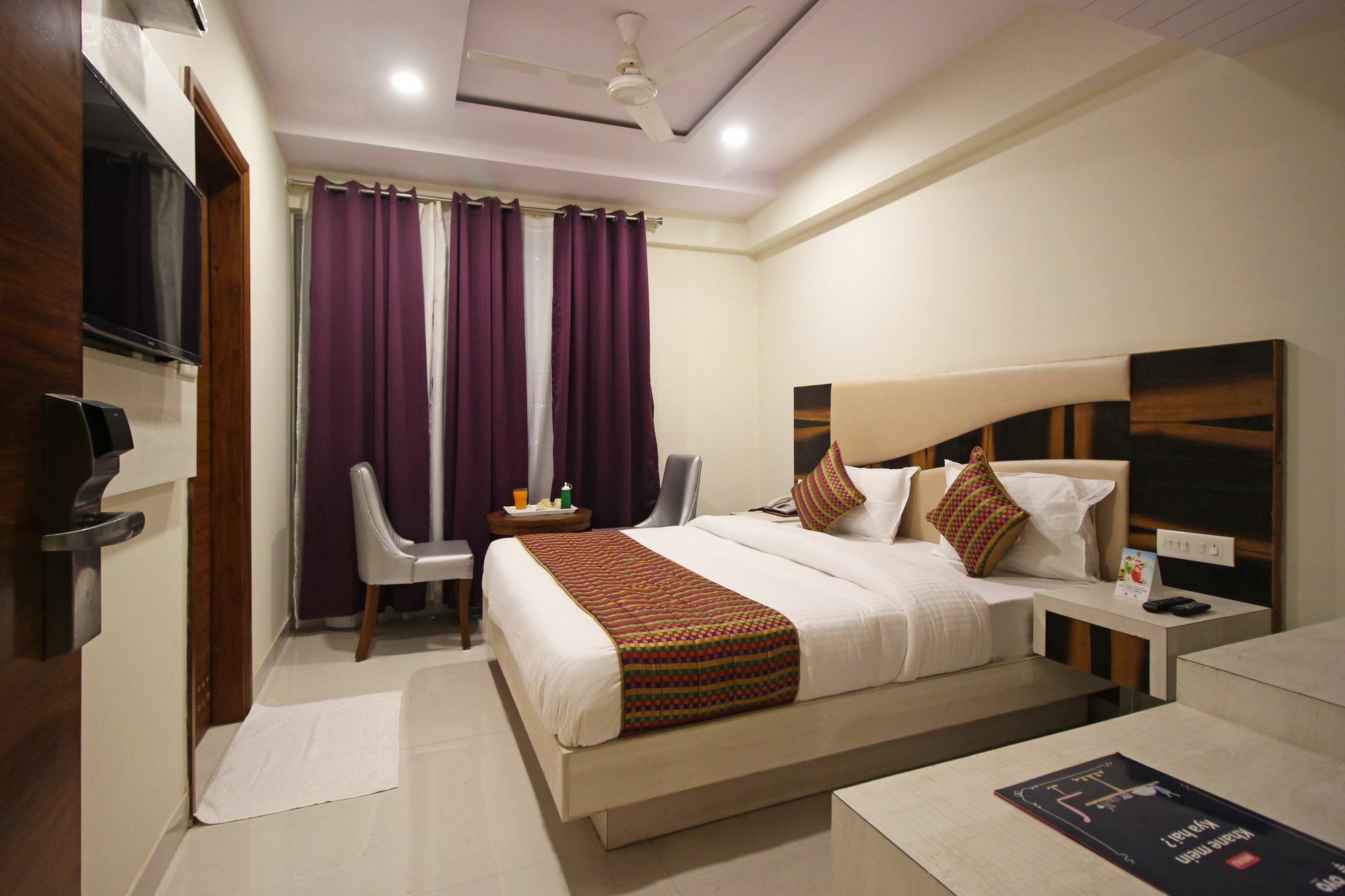 The Shanti Plaza - New Delhi Exteriör bild